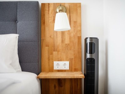 Holiday room Doppelzimmer mit Balkon Seeseite (Zimmer 15) - Features photo 31