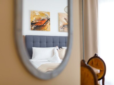 Holiday room Doppelzimmer mit Balkon Seeseite (Zimmer 15) - Features photo 33