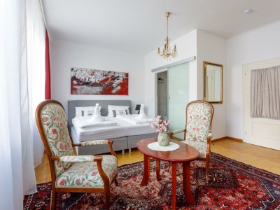 Holiday room Doppelzimmer Deluxe mit Dusche, WC - Features photo 28