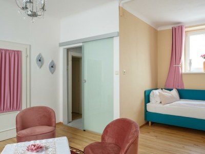 Holiday room Deluxe Suite mit Kingsize Bett, 2 Schlafräume - Features photo 30