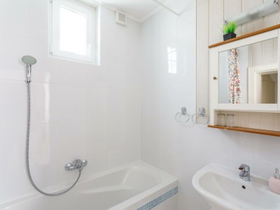 Holiday room Deluxe Suite mit Kingsize Bett, 2 Schlafräume - Features photo 32