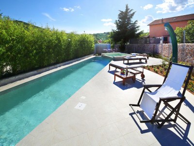 Villa Charmante Villa mit Pool - Outdoor photo 2
