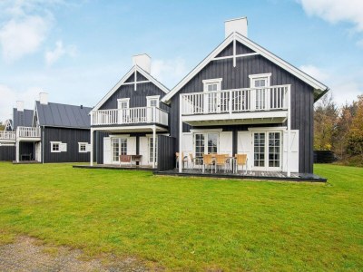 Holiday house Modern holiday home with sauna - Holiday house