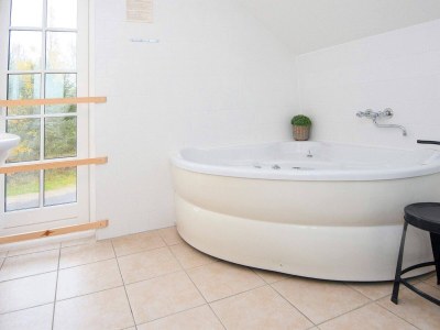 Holiday house Modern holiday home with sauna - Outdoor photo 21