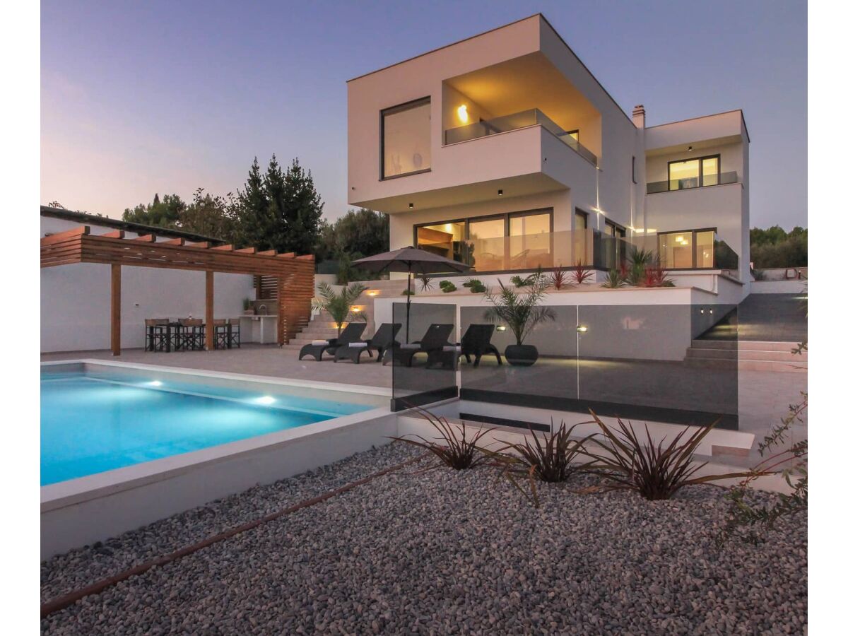 Holiday house Villa Pergosa with sea view and sauna