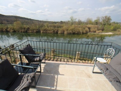 Villa Riverside Villa, Remoulins - Outdoor photo 9