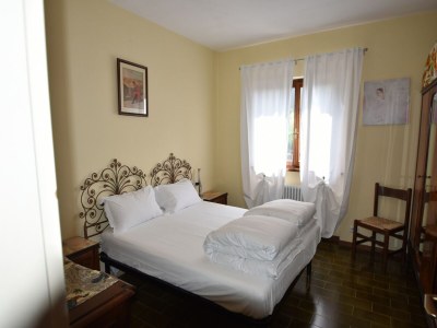 Holiday house Rustic Villa with Lake Views - Features photo 16