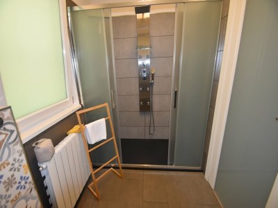 Holiday house Rustic Villa with Lake Views - Features photo 19