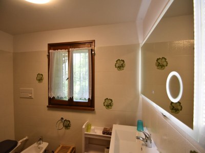 Holiday house Rustic Villa with Lake Views - Features photo 21