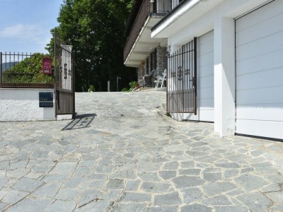 Holiday house Rustic Villa with Lake Views - Features photo 25