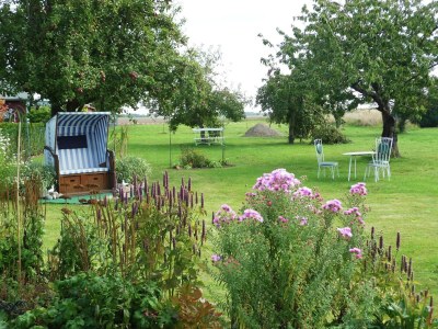 Apartment Hübsches Appartement in Am Salzhaff mit Kamin - Outdoor photo 8