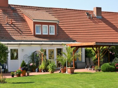 Apartment Hübsches Appartement in Am Salzhaff mit Kamin - Outdoor photo 11