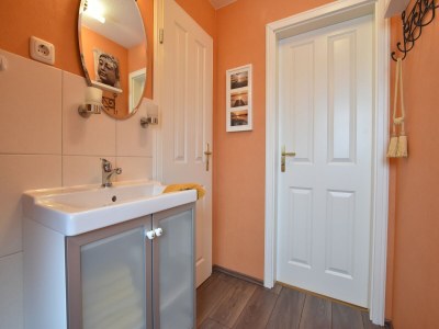 Apartment Hübsches Appartement in Am Salzhaff mit Kamin - Features photo 26