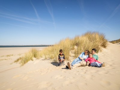 Holiday park Bungalow in Renesse nahe Nordseestrand - Outdoor photo 28