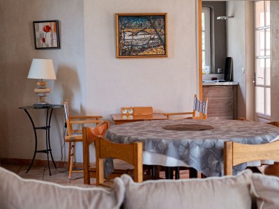 Holiday house Charming country house with pool â€“ 637 SAT - Features photo 22