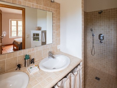 Holiday house Charming country house with pool â€“ 637 SAT - Features photo 34