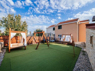 Holiday house Holiday Home Jasenice near Beach & Pool - Outdoor photo 3