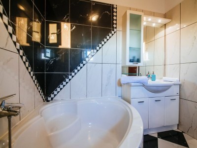 Holiday house Holiday Home Jasenice near Beach & Pool - Features photo 31