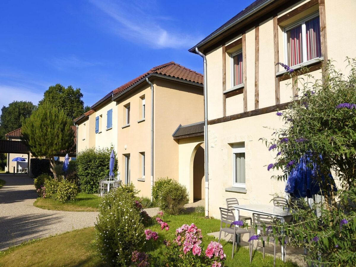 Holiday park Apartment in France with Pool Views - Outdoor photo 3