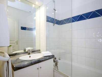 Holiday park Apartment in France with Pool Views - Features photo 18