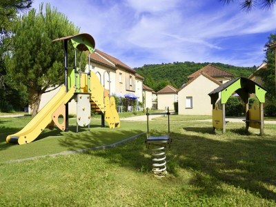 Holiday park Apartment in France with Pool Views - Outdoor photo 33
