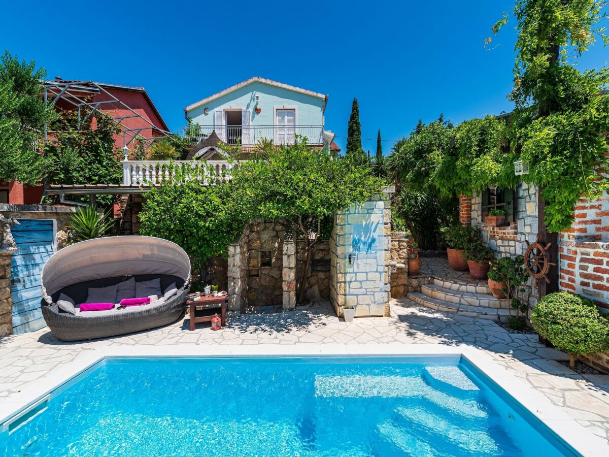 Holiday house Ferienhaus Maslenica mit Meerblick und Pool - Outdoor photo 2