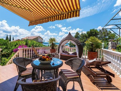 Holiday house Ferienhaus Maslenica mit Meerblick und Pool - Outdoor photo 6