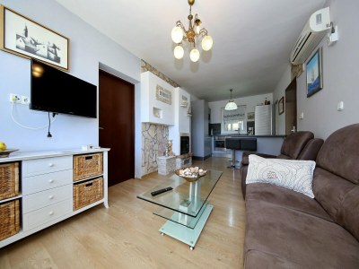 Holiday house Ferienhaus Maslenica mit Meerblick und Pool - Features photo 13