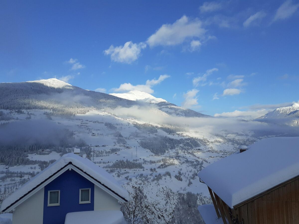 Apartment Apartment in Tyrol near Ski Slopes - Outdoor photo 3