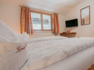 Holiday room Zimmer Nr. 5 "Steinröschen" mit Dusche, WC - Features photo 66