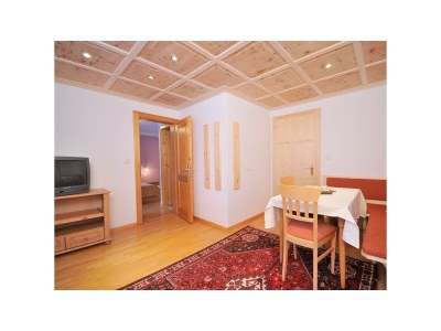 Holiday room Zimmer Nr. 2 "Alpenrebe" mit Dusche, WC - Features photo 66