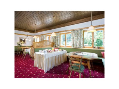 Holiday room Zimmer Nr. 3 "Alpenveilchen" mit Dusche, WC - Outdoor photo 10