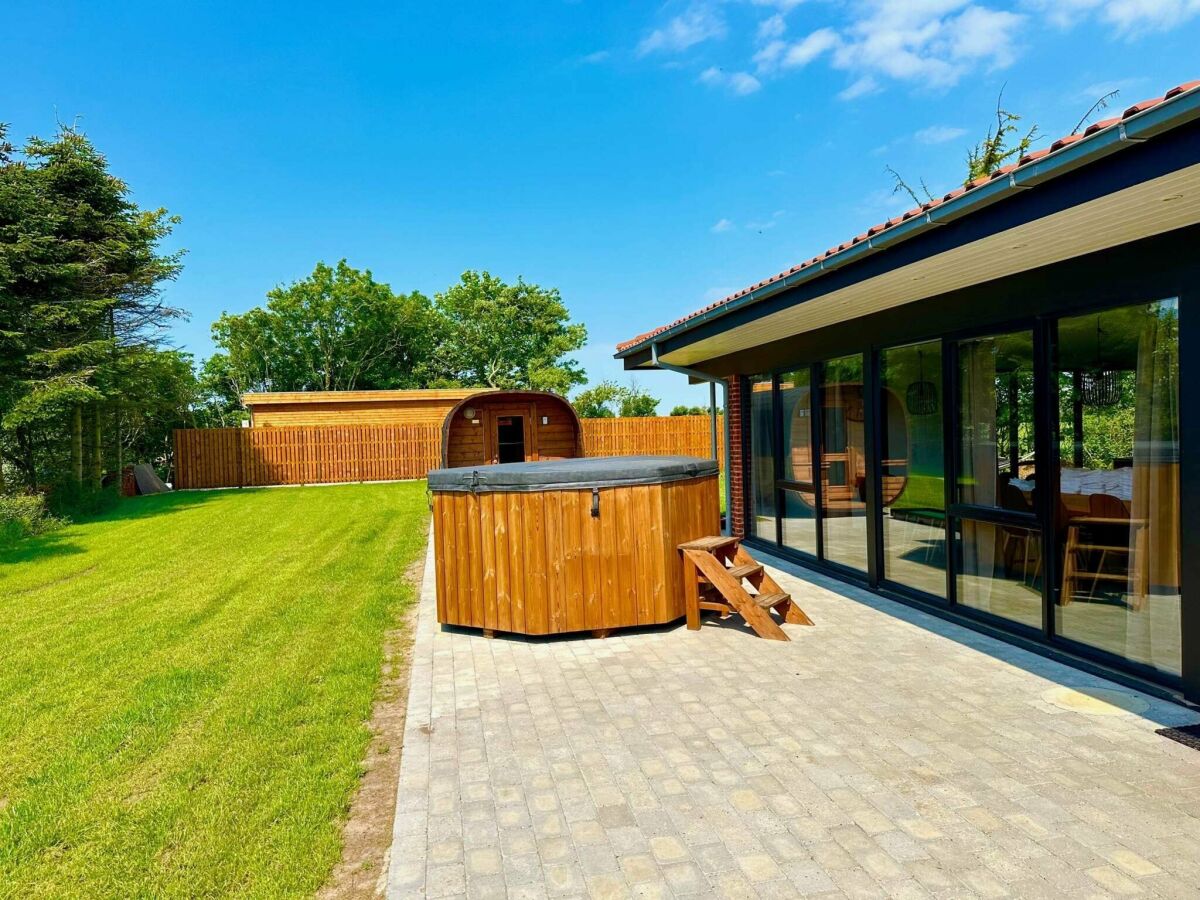 Holiday house 4 star holiday home in Ulfborg-By Traum - Outdoor photo 3