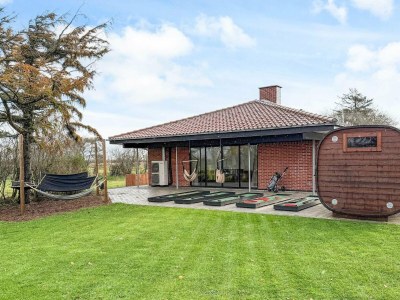 Holiday house 4 star holiday home in Ulfborg-By Traum - Outdoor photo 4