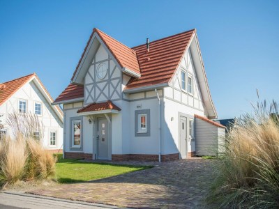 Holiday park Villa in Cadzand-Bad am Nordseestrand in Cadzand-Bad - Holiday park