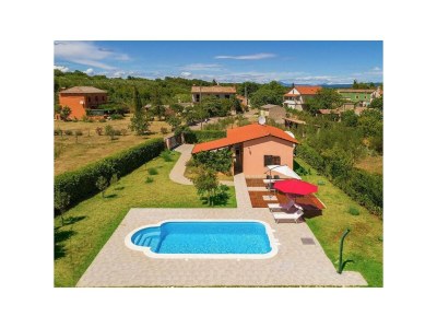 Holiday house Casa Luka Vareski - Outdoor photo 7