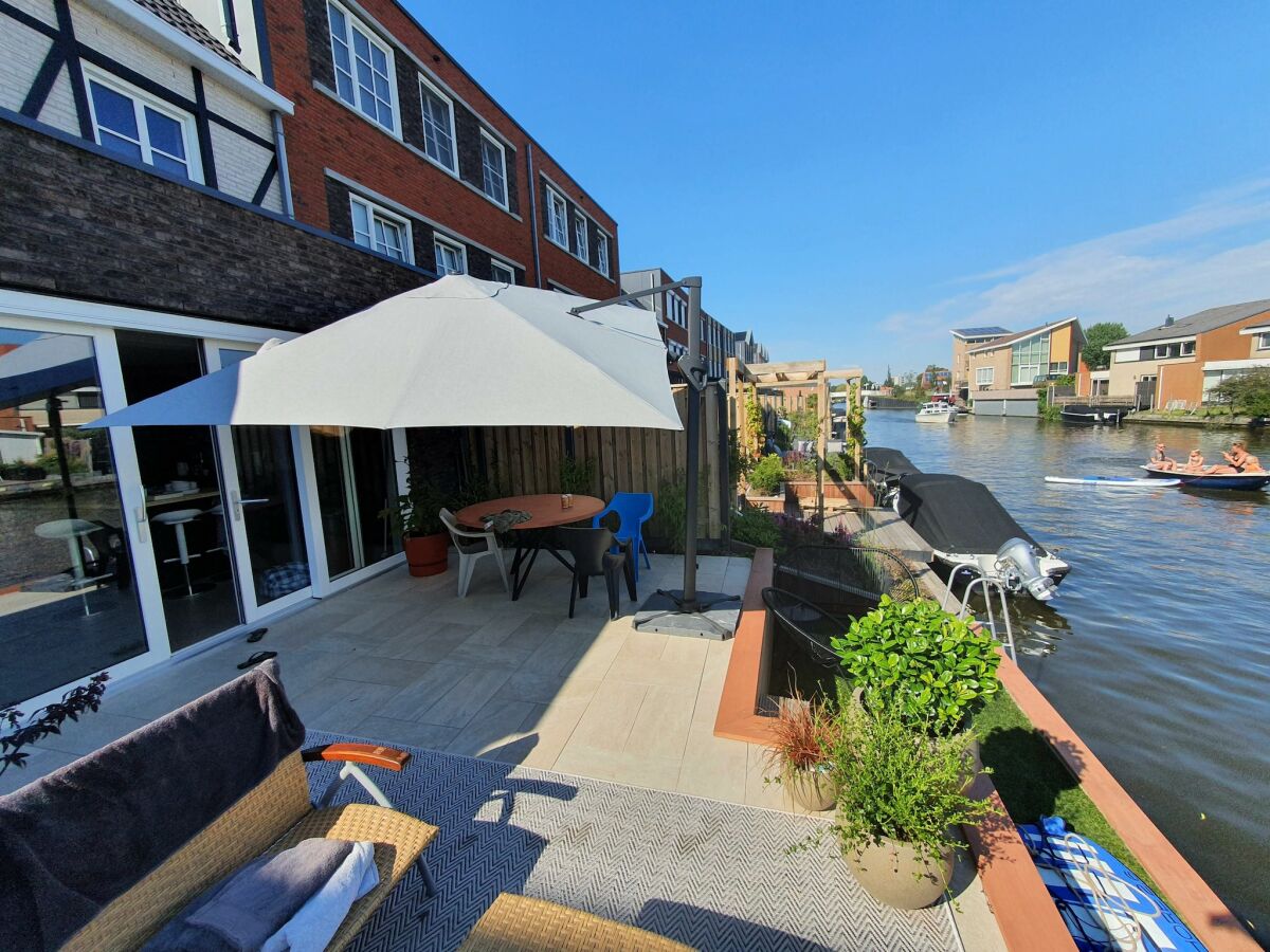 Holiday house Ideales Einfamilienhaus am Wasser - Outdoor photo 3