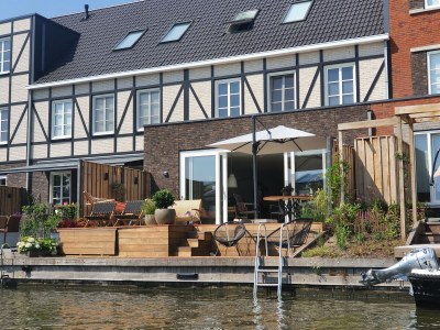 Holiday house Ideales Einfamilienhaus am Wasser in Koedijk - Holiday house