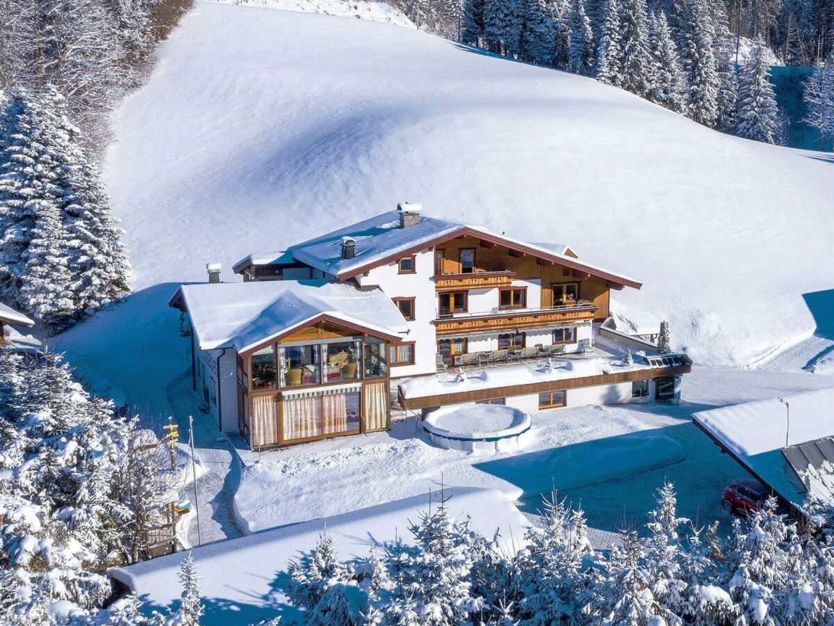 Apartment 8-Personenwohnung Nr. 8+9