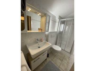 Apartment Appartement/Fewo, Dusche, WC, Balkon - Features photo 15
