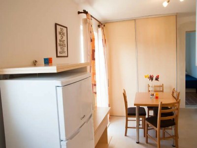 Apartment Apartments Paula - One Bedroom Apartment with Terrace 1 - Features photo 18