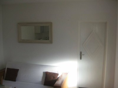 Apartment Apartments Paula - One Bedroom Apartment with Terrace 3 - Features photo 7