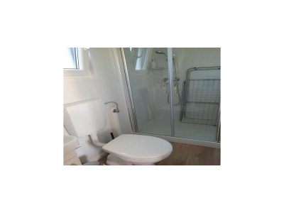 caravan Mobile Homes Karlo & Dino - Two Bedroom Mobile Home with Terrace - Features photo 11