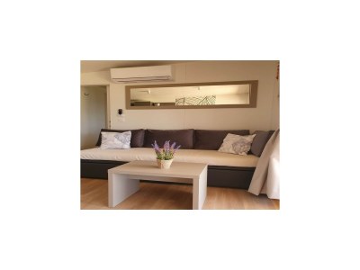 caravan Mobile Homes Karlo & Dino - Two Bedroom Mobile Home with Terrace - Features photo 16