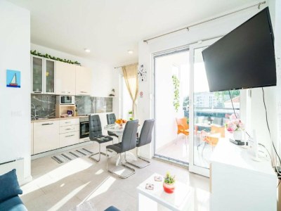 Apartment Apartment Anka - One Bedroom Apartment with Terrace - Features photo 21