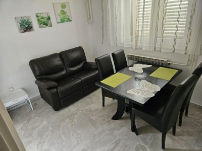 Apartment Apartments Amalia - Two Bedroom Apartment with Terrace - Features photo 14