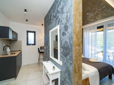 Apartment Apartments Villa Arcadia - Studio Apartment with Hot Tub - Features photo 17