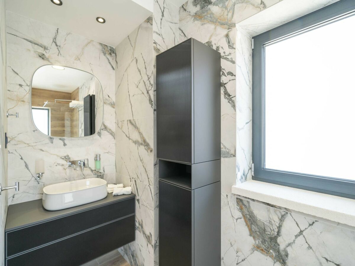 Apartment Apartments Villa Royale - Premium One Bedroom Apartment with Sea View - Features photo 3