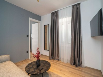 Apartment Apartments Villa Royale - Premium One Bedroom Apartment with Sea View - Features photo 6