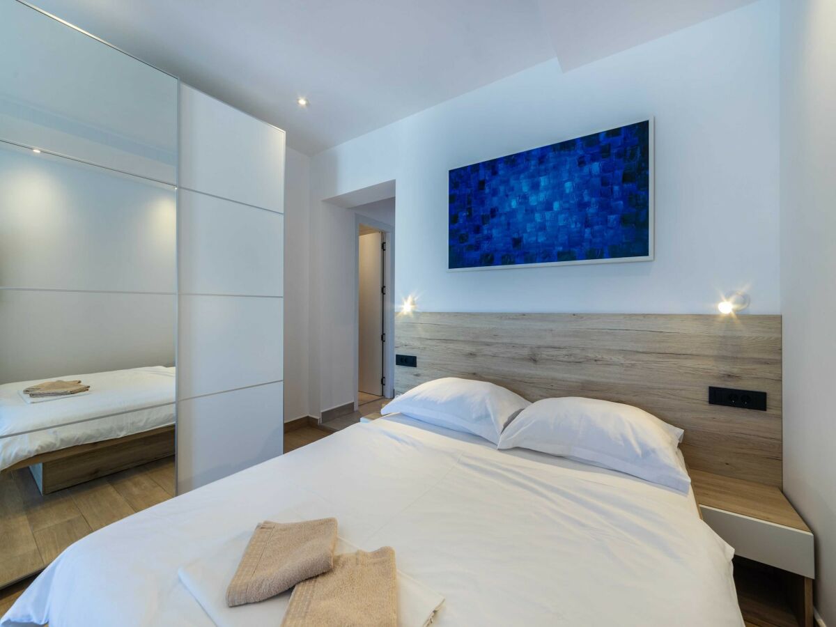 Apartment Apartments Ema - Studio Apartment with Sea View - Features photo 5